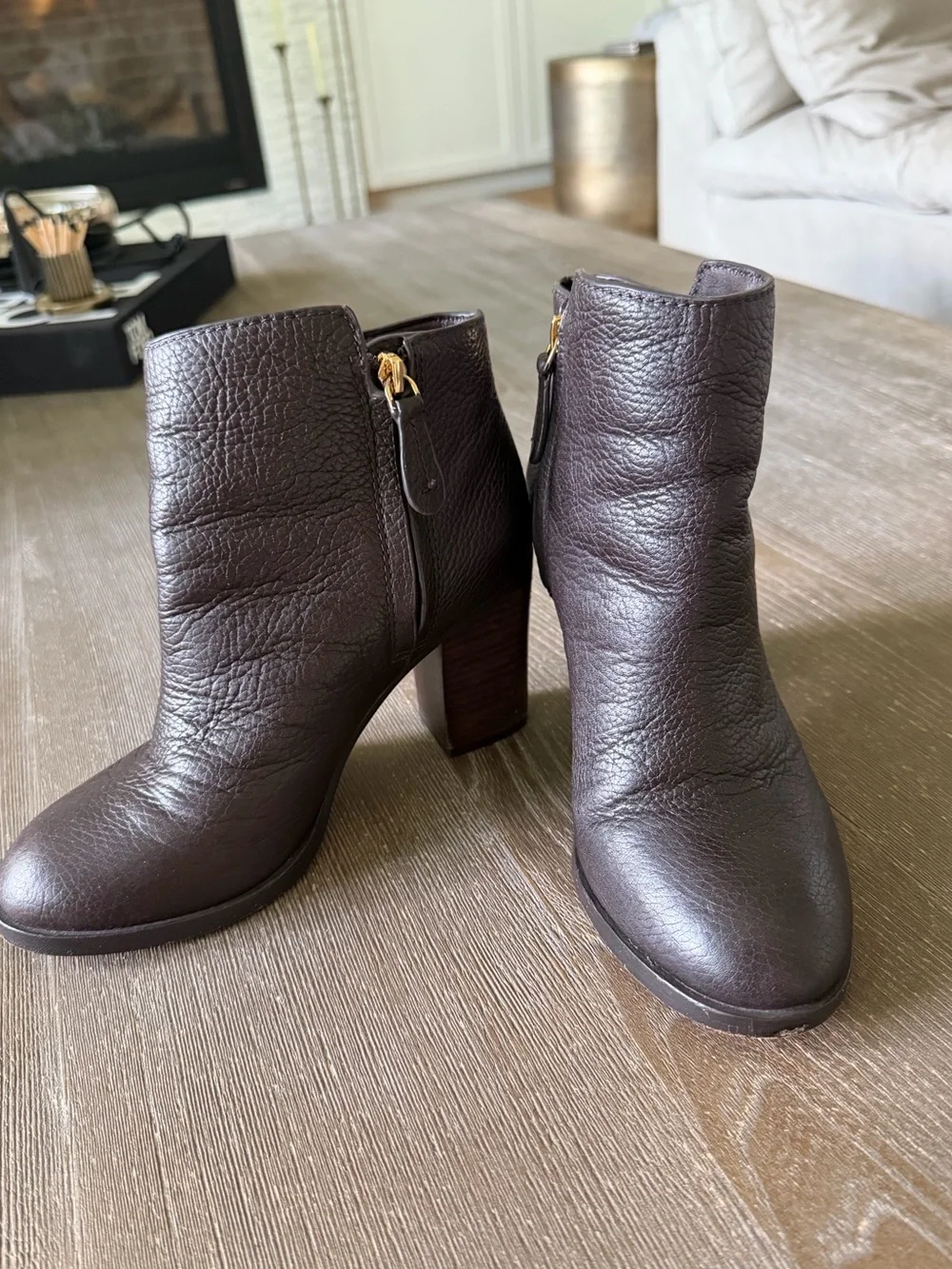 Tory Burch Dark Brown Pebbled Leather Booties Gold Logo Stacked Heel Sz 7